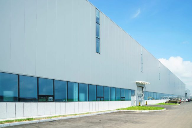 WarehousePark Photo of industrial warehouse illustrates blog "U.S. Industrial Market Registers Record of Deliveries in 2022"