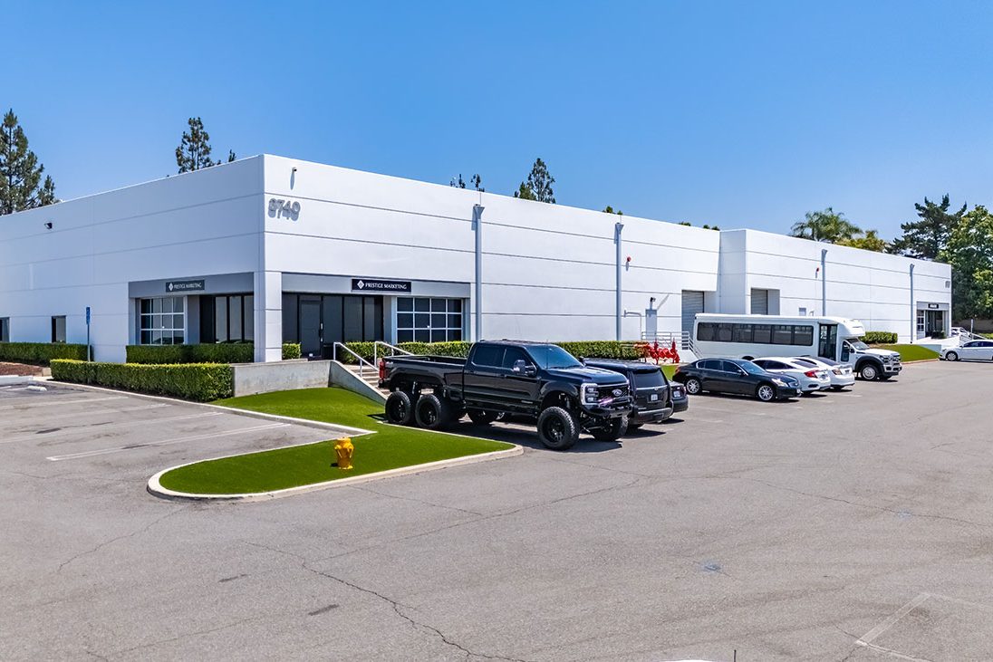 Yorba Linda Commerce Center